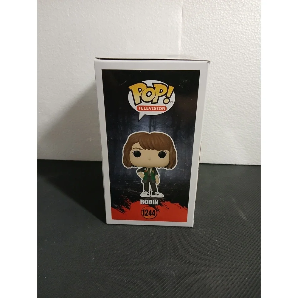 Funko‎ Pop! Vinyl Stranger Things Robin #1244 Television Figure